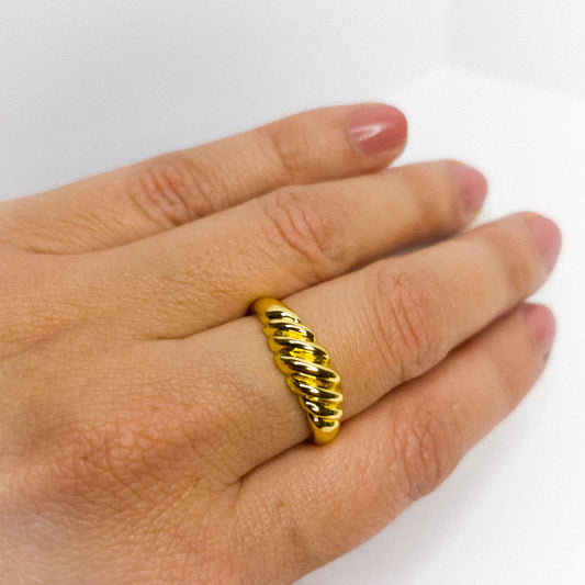 Anillo Ajustable Ondas Doradas Oro Laminado 18k