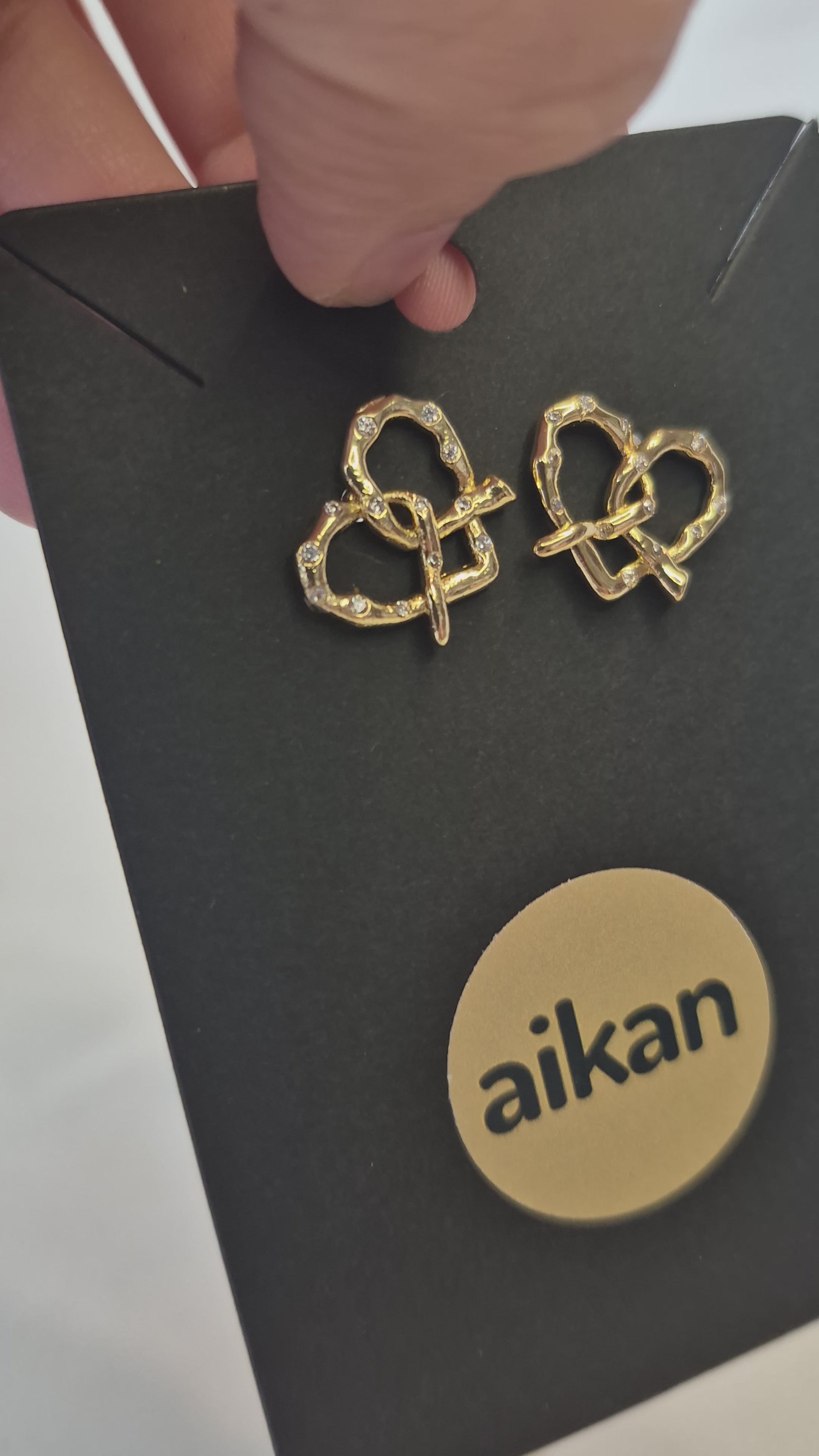Aros Enlace | Corazones Entrelazados Oro Laminado 18K ✨️