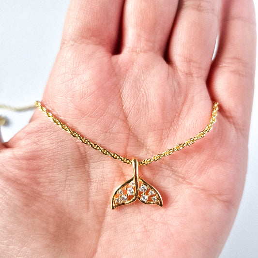 Collar Cola de Ballena Brillante Oro Laminado 18K