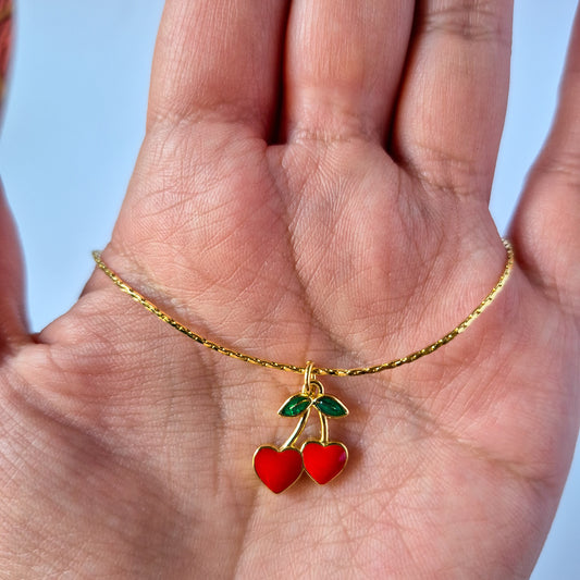 🍒 Collar Cerezas del Amor Oro Laminado 18K ⭐