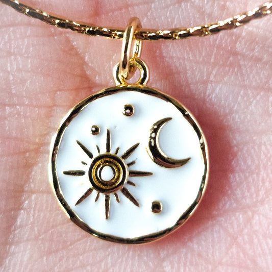 ☀️🌙 Collar Sol & Luna Blanco | Oro Laminado 18K